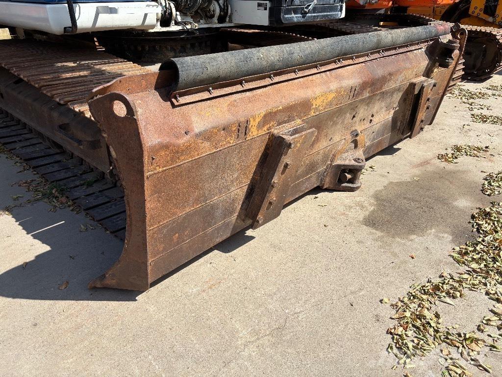 CAT D 6 M LGP Bouteurs sur chenilles
