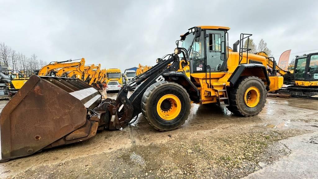 JCB 457 HT Chargeuse sur pneus