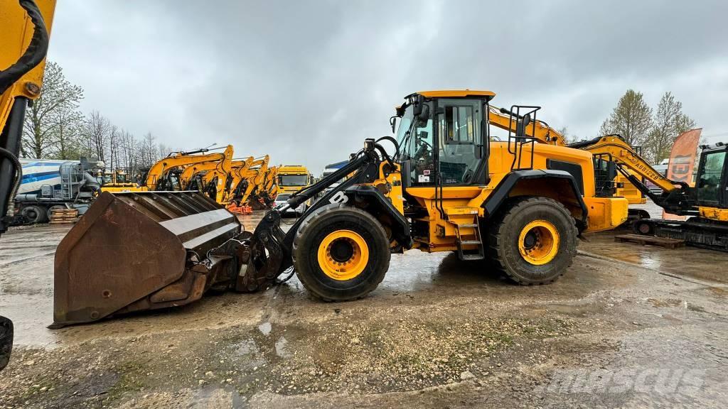 JCB 457 HT Chargeuse sur pneus