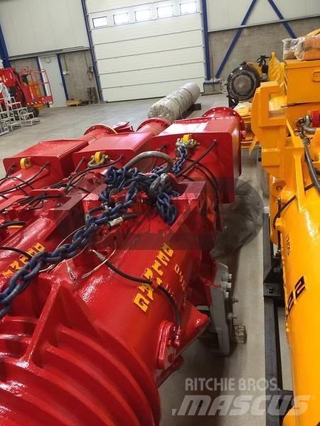 Delmag D46-32 Piston Pylone Diesel