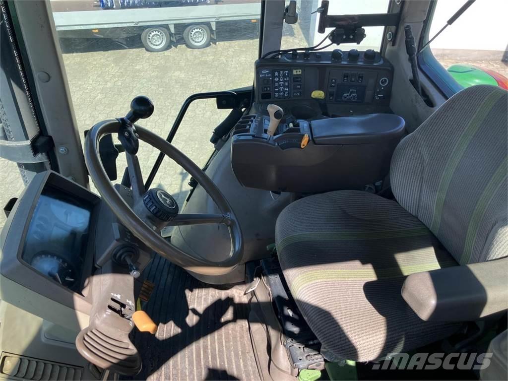 John Deere 6820 Tracteur