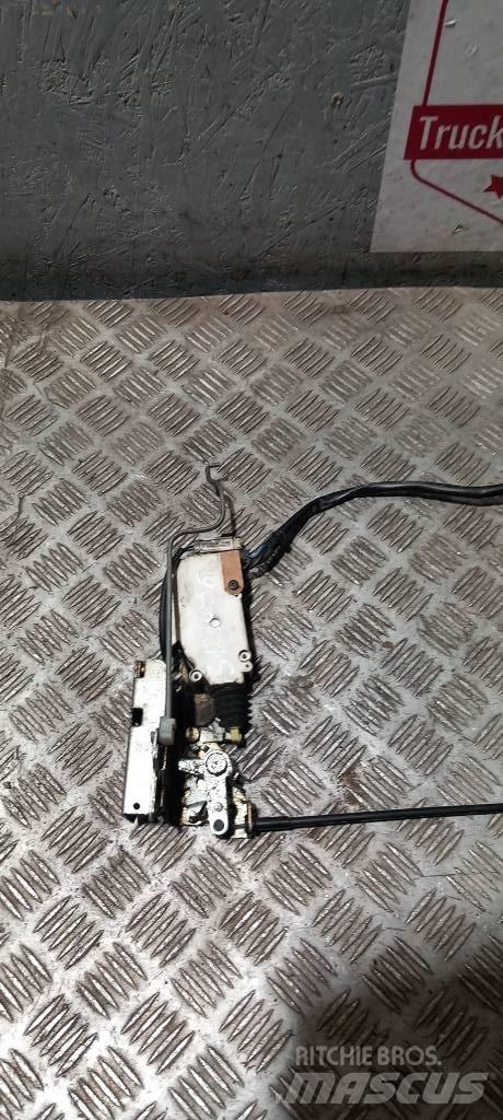 Scania R 440   1889267 Cabines