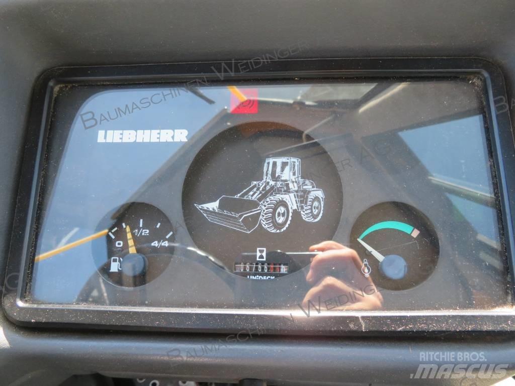 Liebherr L 507 Chargeuse sur pneus