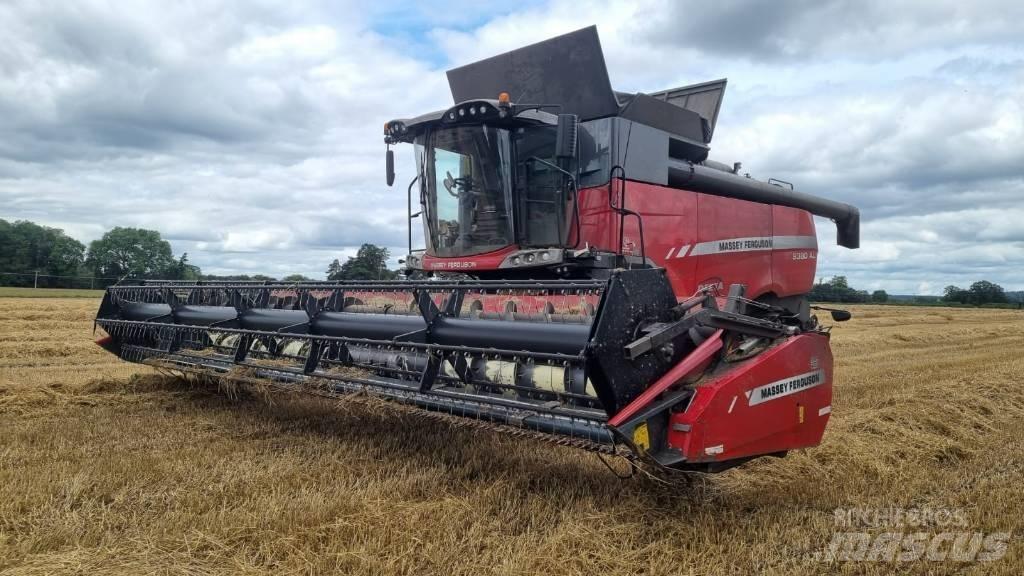 Massey Ferguson 9380 Moissonneuse batteuse