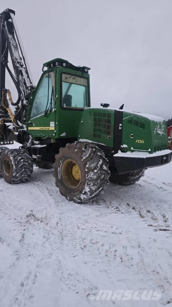 John Deere 770 D Abatteuse