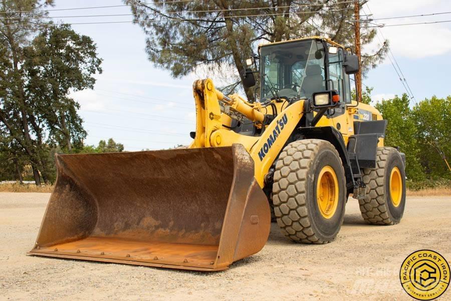 Komatsu WA 320-7 Chargeuse sur pneus