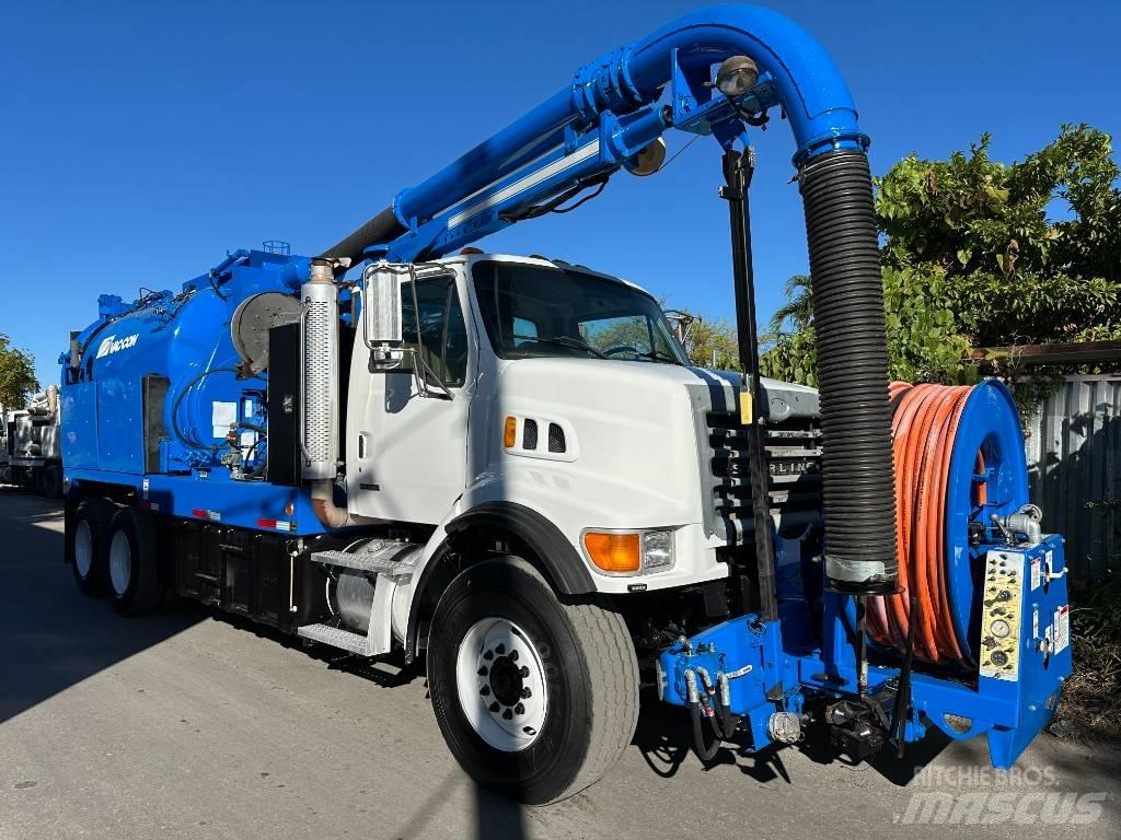 Sterling L 7500 Camion aspirateur, Hydrocureur
