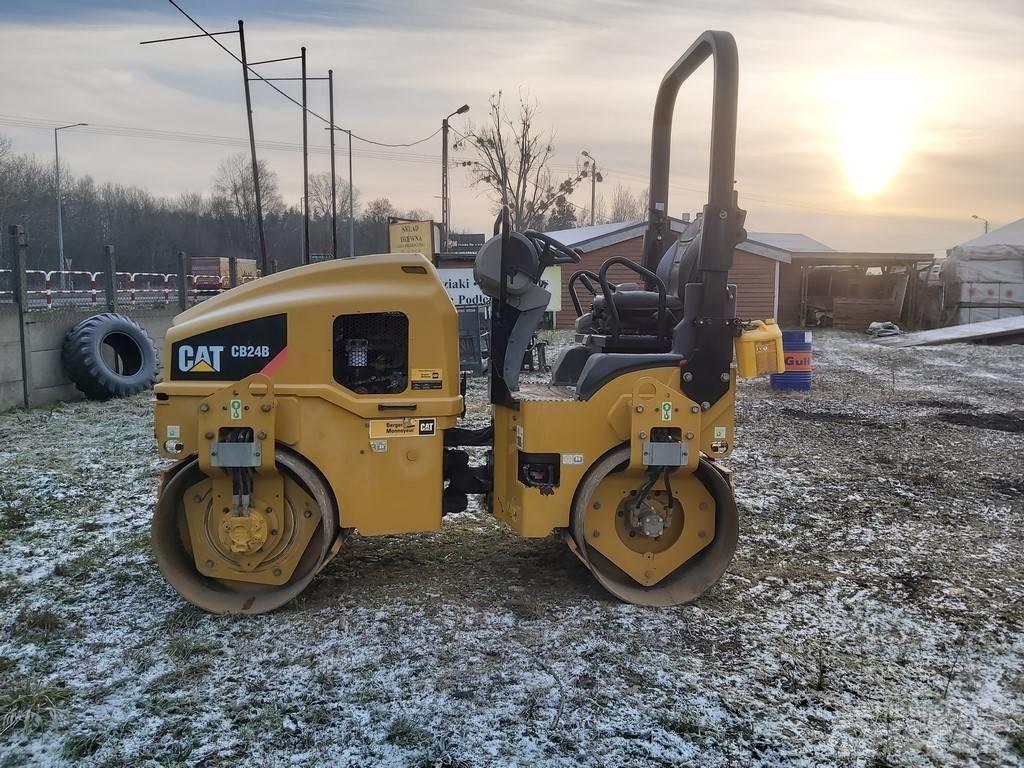 CAT CB 24 B Rouleaux tandem