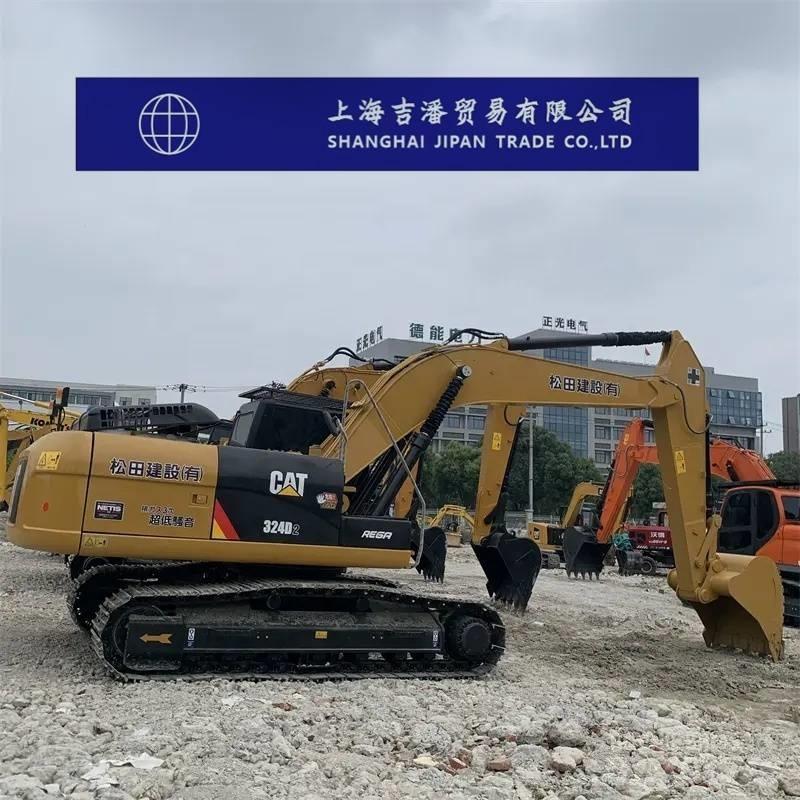CAT 324 D Pelle sur chenilles