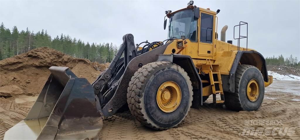 Volvo L220E Chargeuse sur pneus