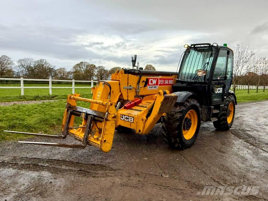 JCB 540-140 Chariot télescopique