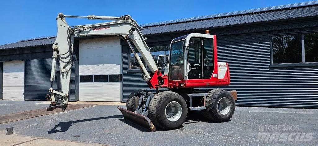 Takeuchi TB070 W Mini pelle 7t-12t