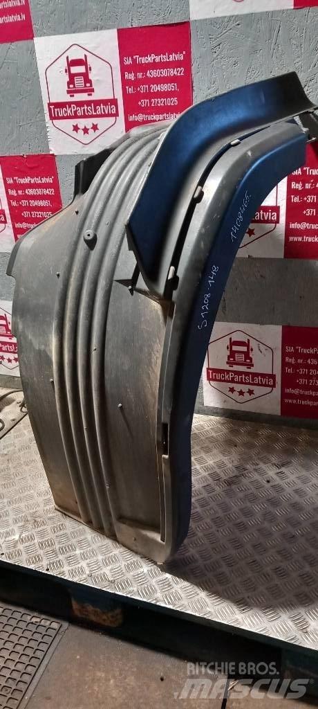 Scania 94 D.   1408465 Cabines