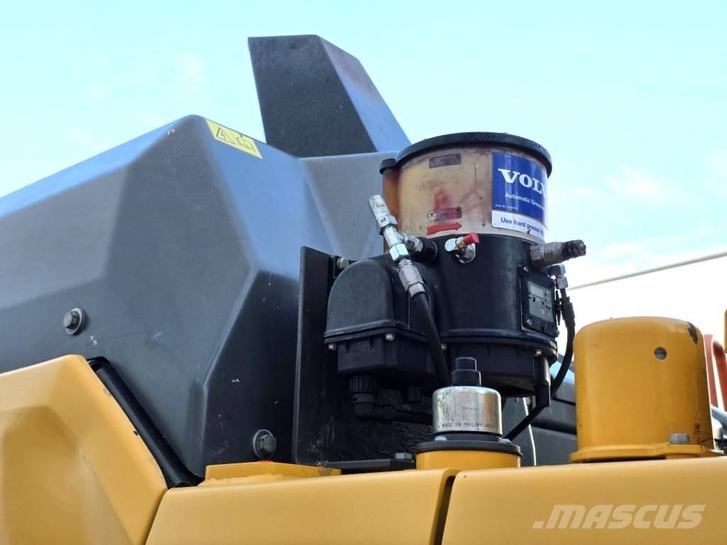 Volvo EC 140 EL Pelle sur chenilles