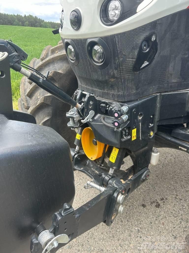 Steyr Absolut CVT Tracteur