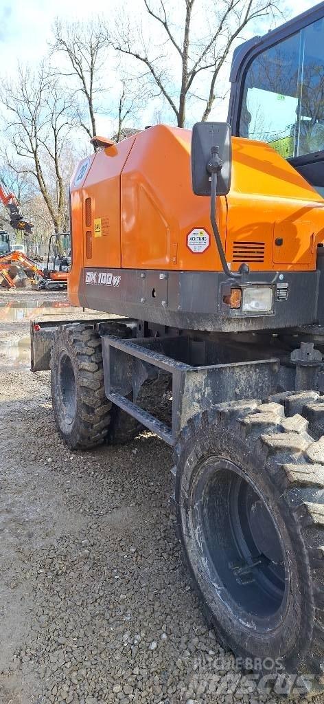 Doosan DX 100 W-7 Pelle sur pneus