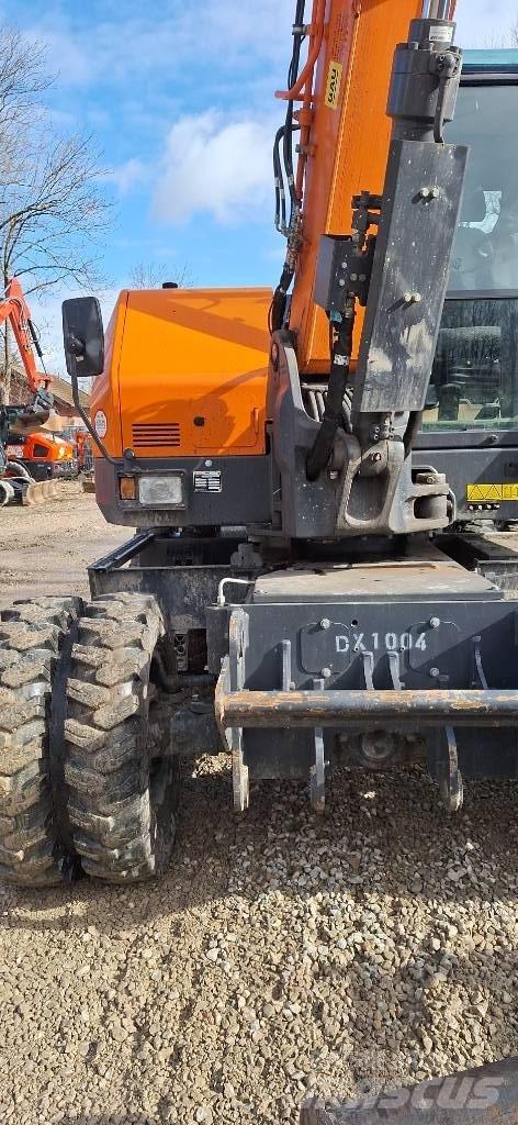 Doosan DX 100 W-7 Pelle sur pneus