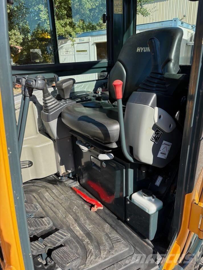 Hyundai R25Z-9 AK Mini pelle < 7t