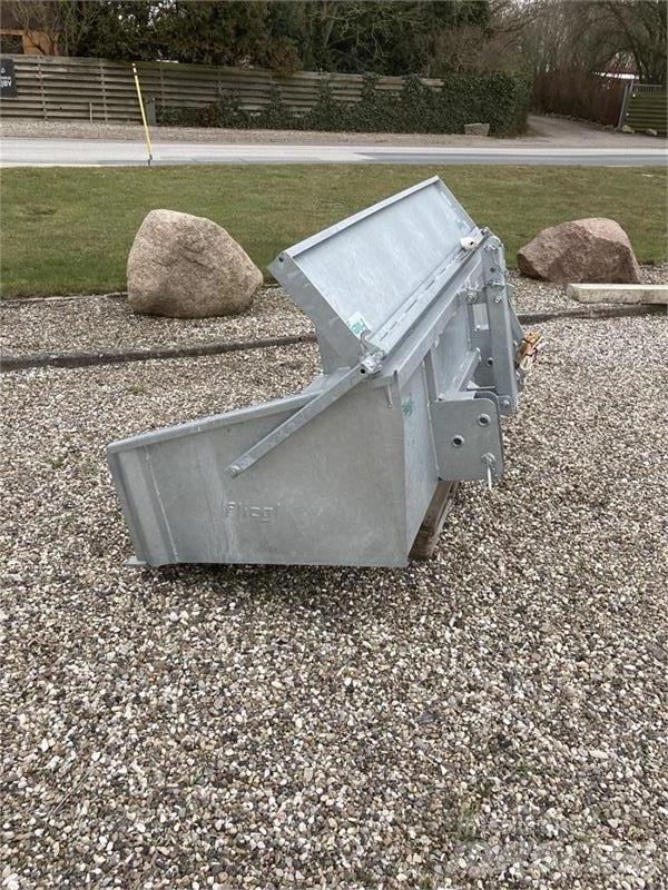 Fliegl 1,2 - 2,2 meter Autres équipements pour tracteur