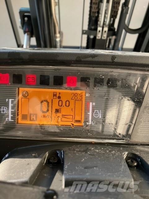 Mitsubishi FD25N3 Chariots diesel