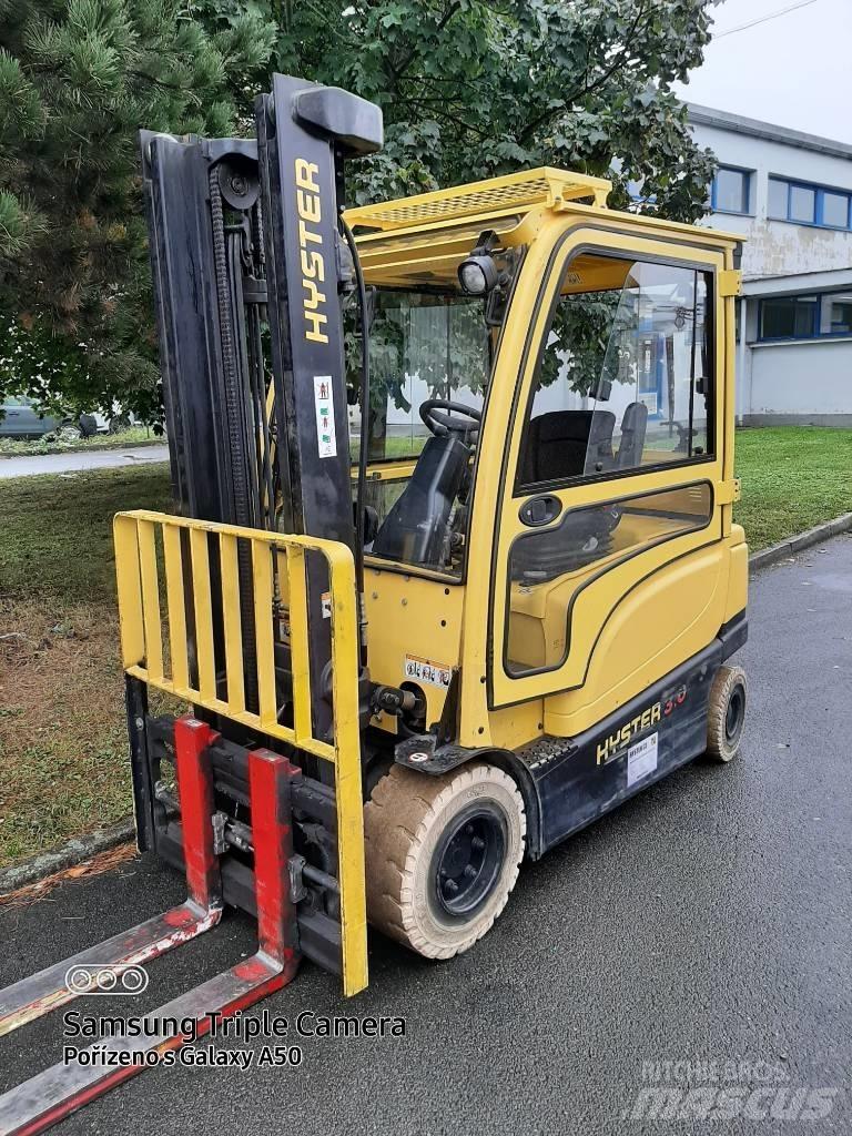 Hyster J3.0XN Chariots élévateurs électriques