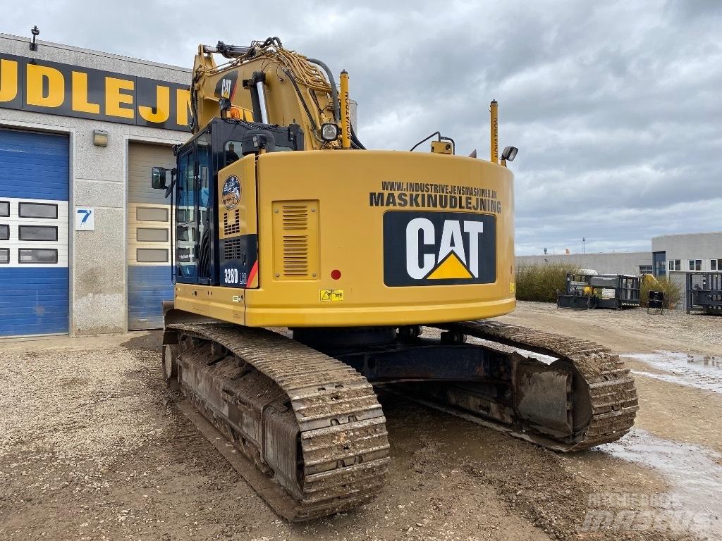 CAT 328 D LCR Pelle sur chenilles