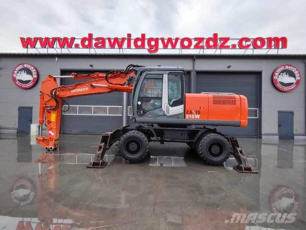 Hitachi ZX 210 W-3 Pelle sur pneus