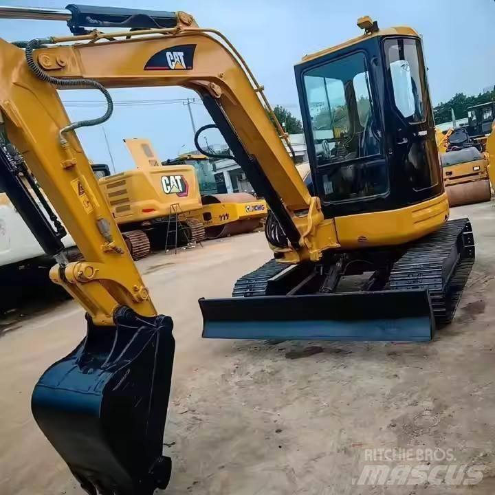 CAT CAT304CR Pelle sur chenilles