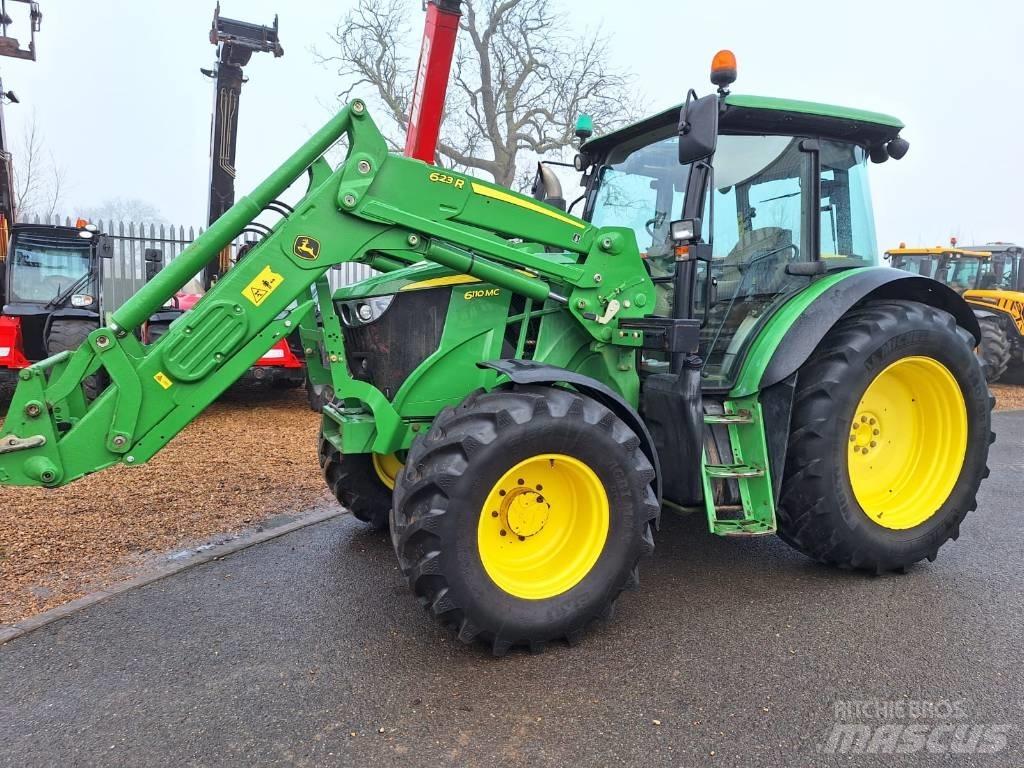 John Deere 6110 MC Tracteur