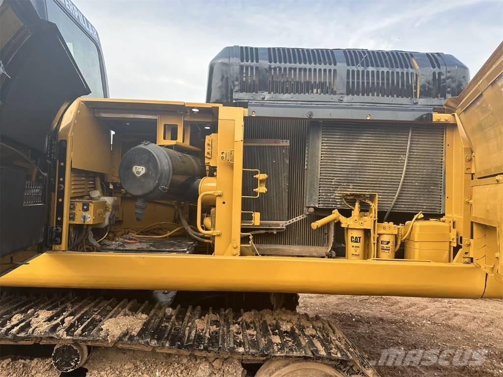 CAT 330DL Pelle sur chenilles