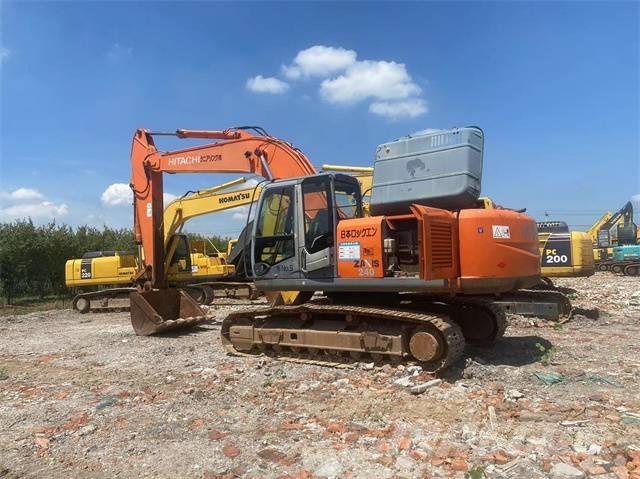 Hitachi ZX240 Pelle sur chenilles