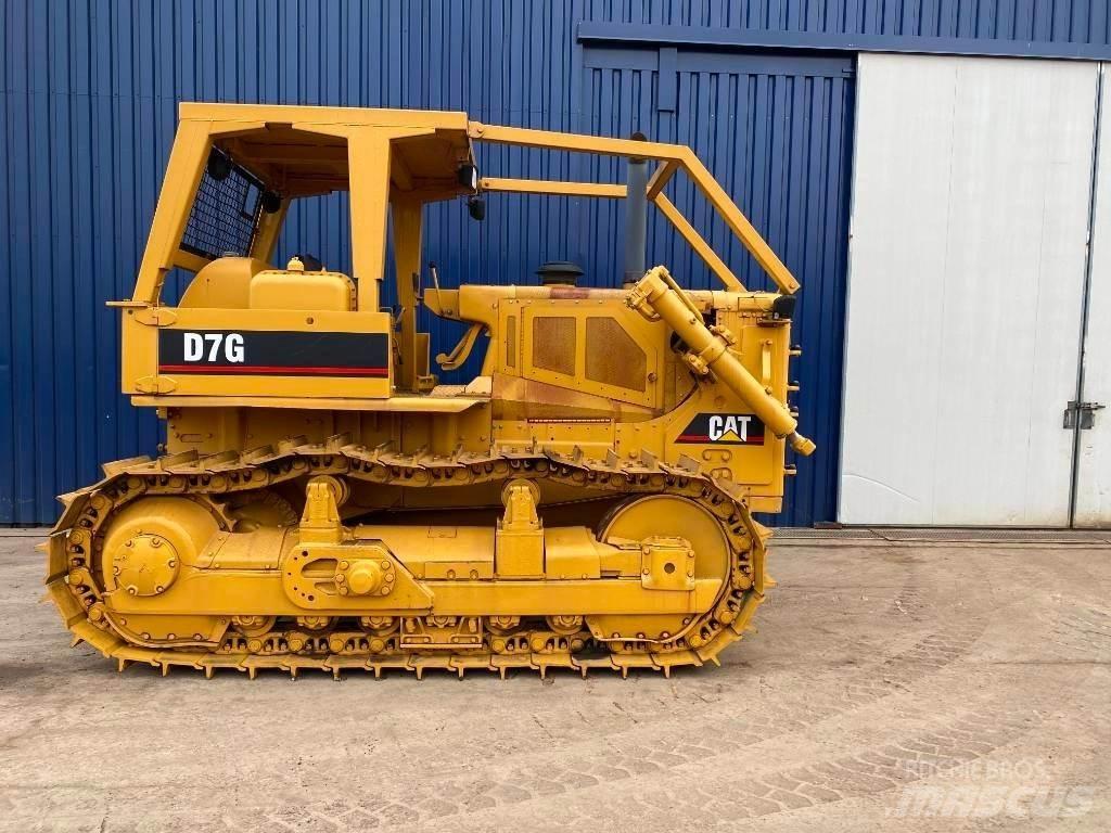 CAT D 7 G Bouteurs sur chenilles