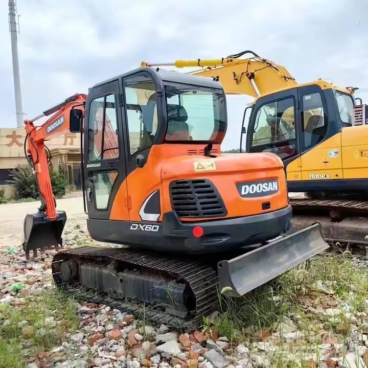 Doosan DX 60 Mini pelle < 7t