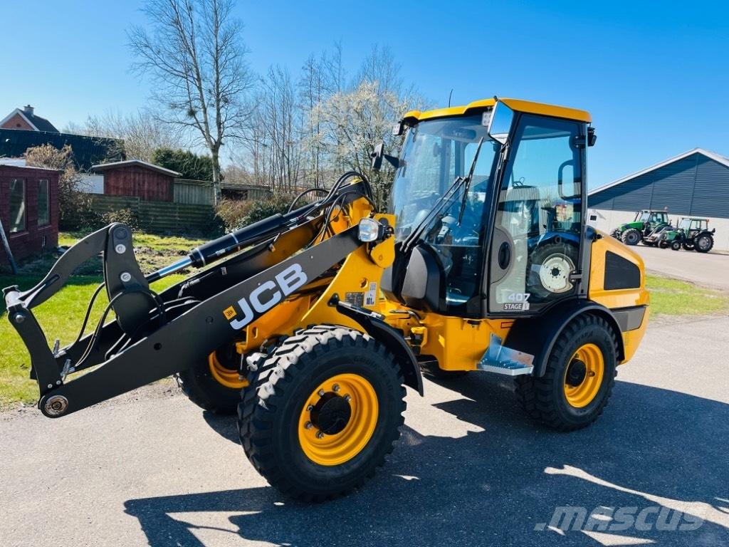 JCB 407 Chargeuse multifonction