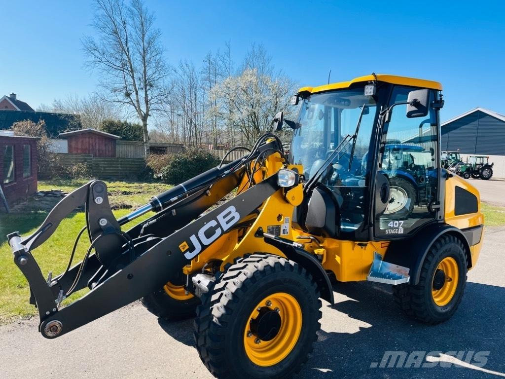 JCB 407 Chargeuse multifonction