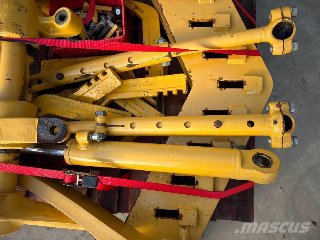 CAT 140H / 140M Scarificateur