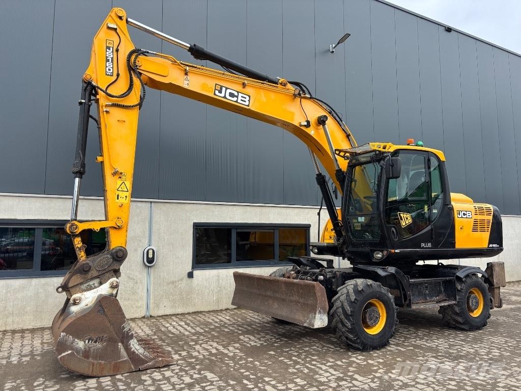 JCB JS 160 W Pelle sur pneus