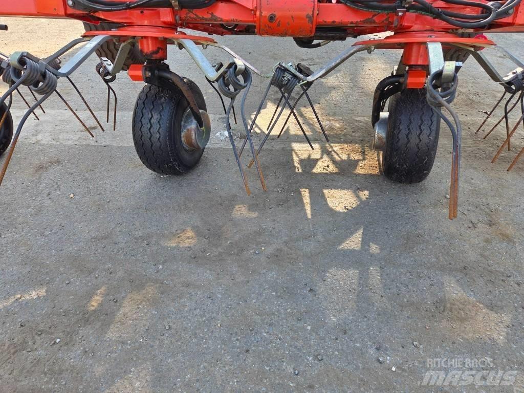 Fella TH 900 Trans Rateau faneur