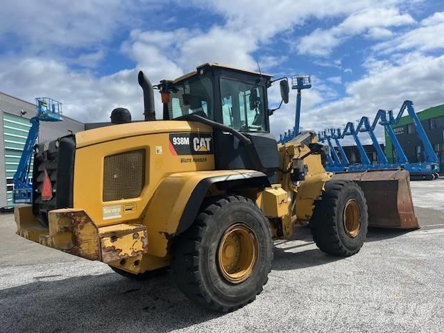 CAT 938 M Chargeuse sur pneus