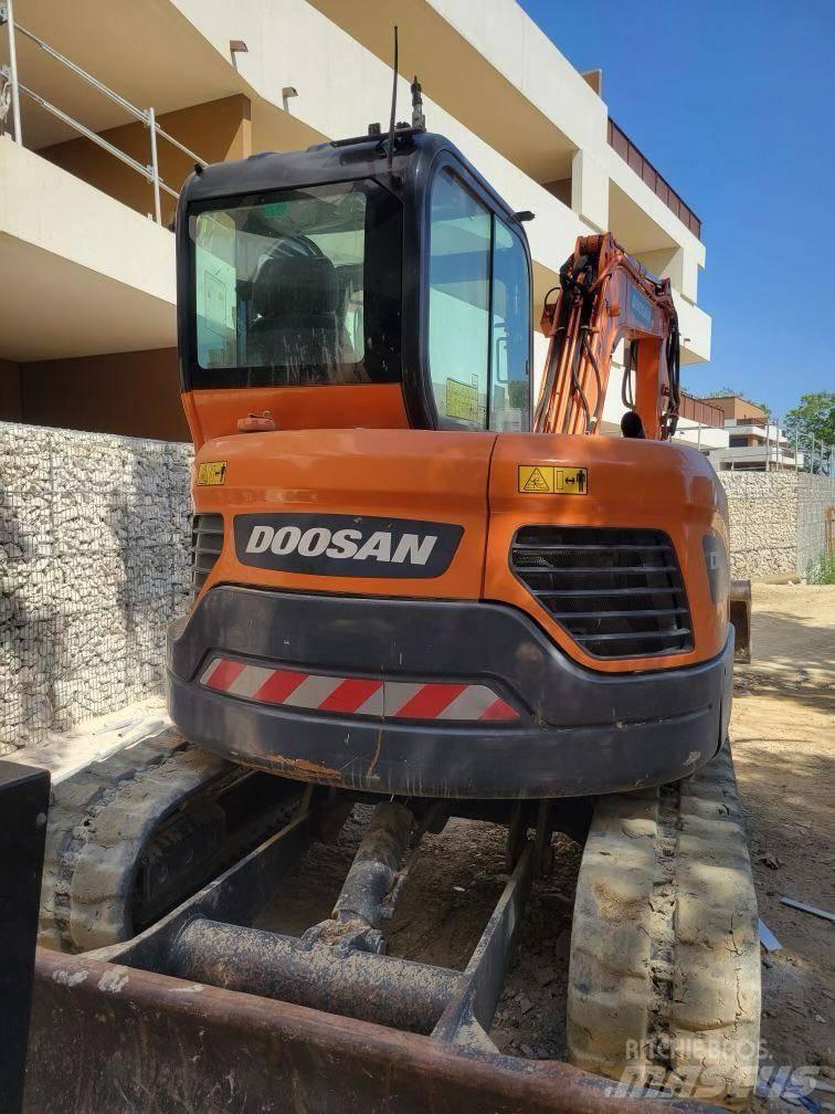 Doosan DX 62 R-3 Mini pelle < 7t