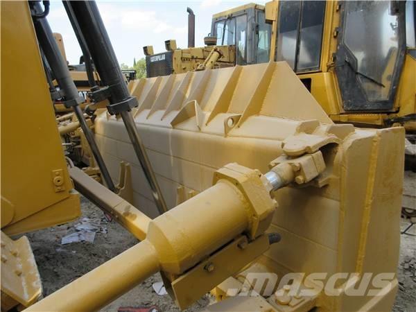 CAT D 6 R Bouteurs sur chenilles