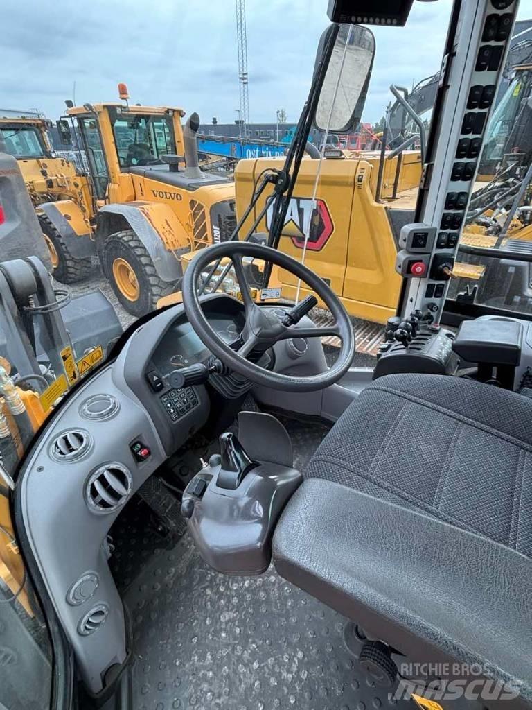 Volvo L90G Chargeuse sur pneus