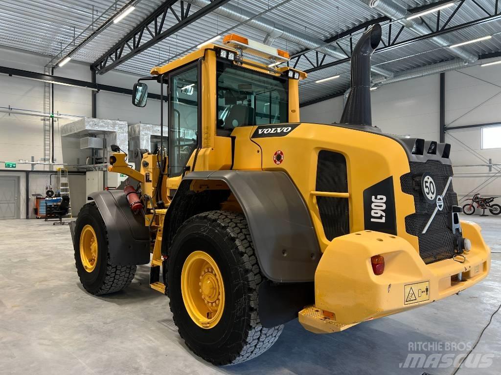 Volvo L90G Chargeuse sur pneus