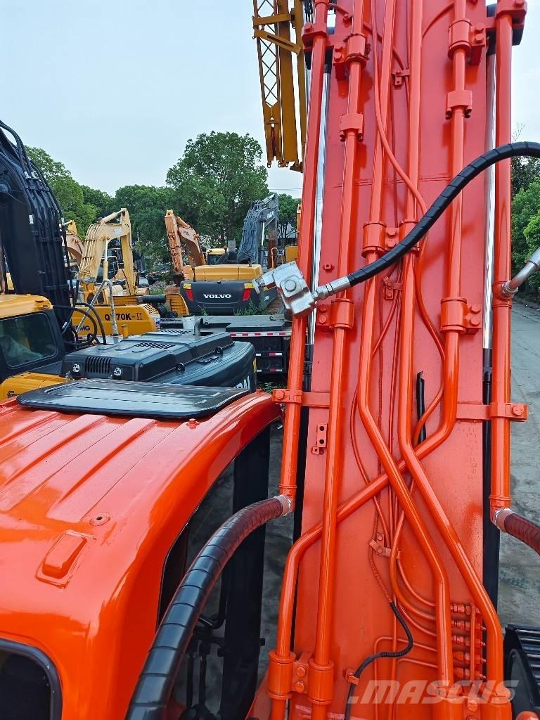 Doosan DX 300 LC Pelle sur chenilles