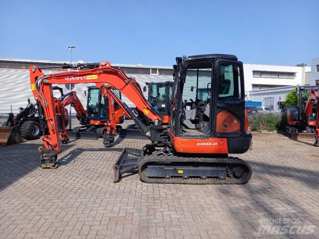 Kubota KX042 - 4NKGLS2 Mini pelle < 7t