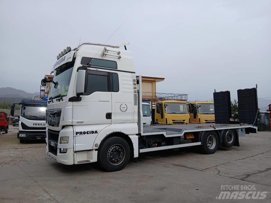 MAN TGX 26.560 Camion treuil