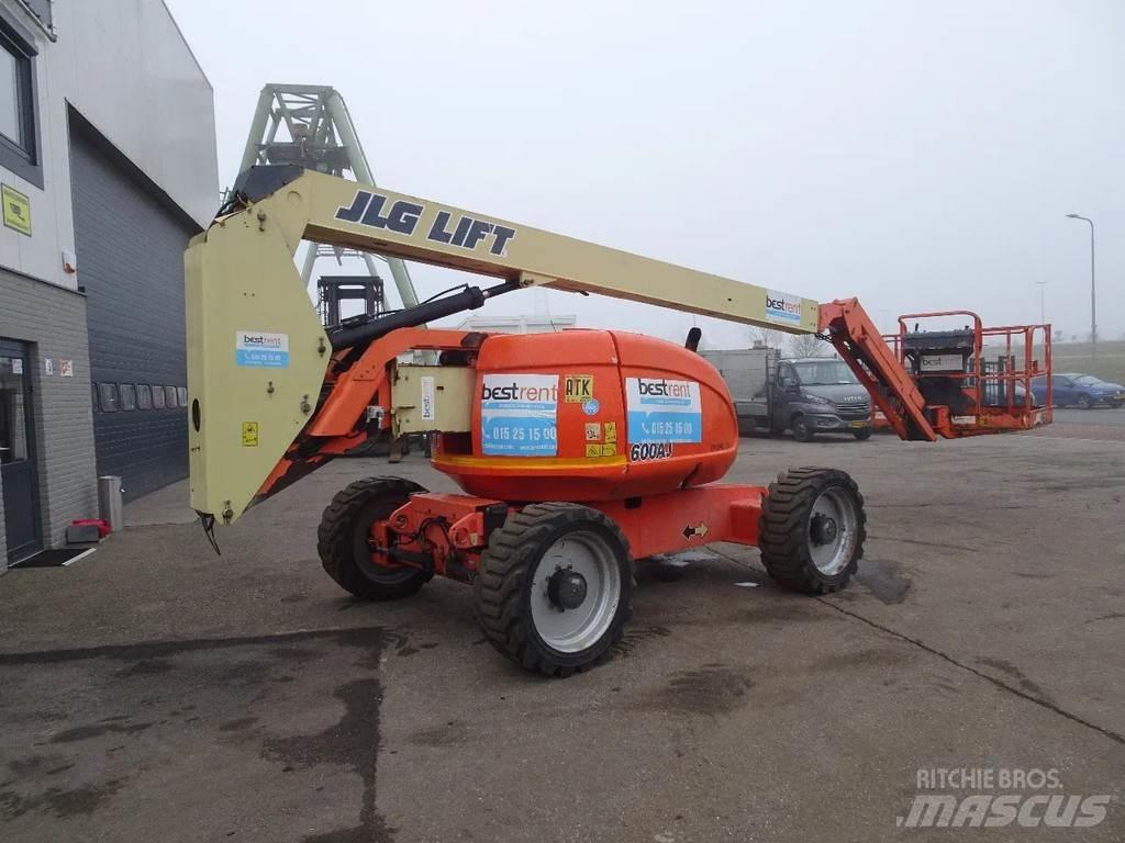 JLG 600AJ Nacelles articulées