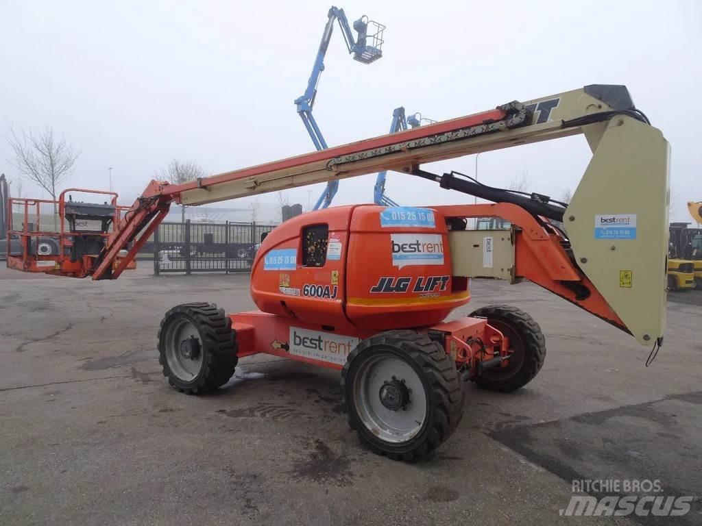 JLG 600AJ Nacelles articulées