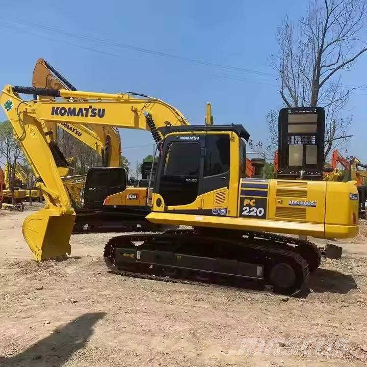 Komatsu PC220-8 Pelle sur chenilles