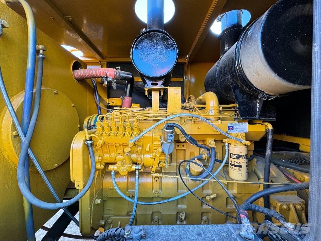 CAT 140 H Niveleuse